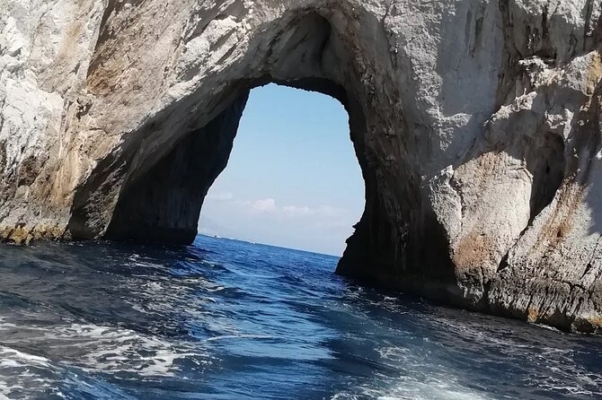 3 Hours Private Capri by Boat for Couples - Natural Arch and the east coast