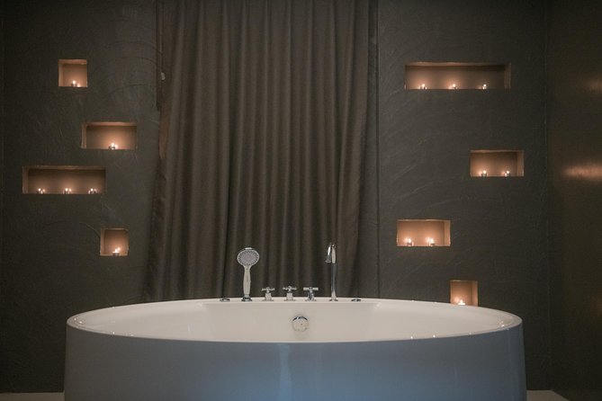 3 Hrs Sweet Couple Honeymoon in The Home - Free Transportation (For 2 Person) - What makes this three-hour spa visit special