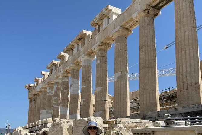 6-Hour Private Luxury Tour in Athens: Exclusively for couples - Why the driver-guide makes a difference