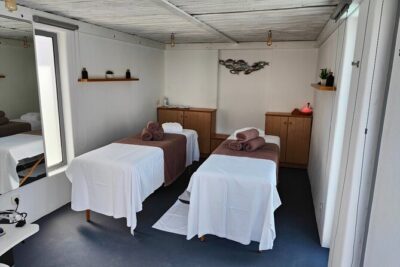 Couples’ Aromatherapy Massage