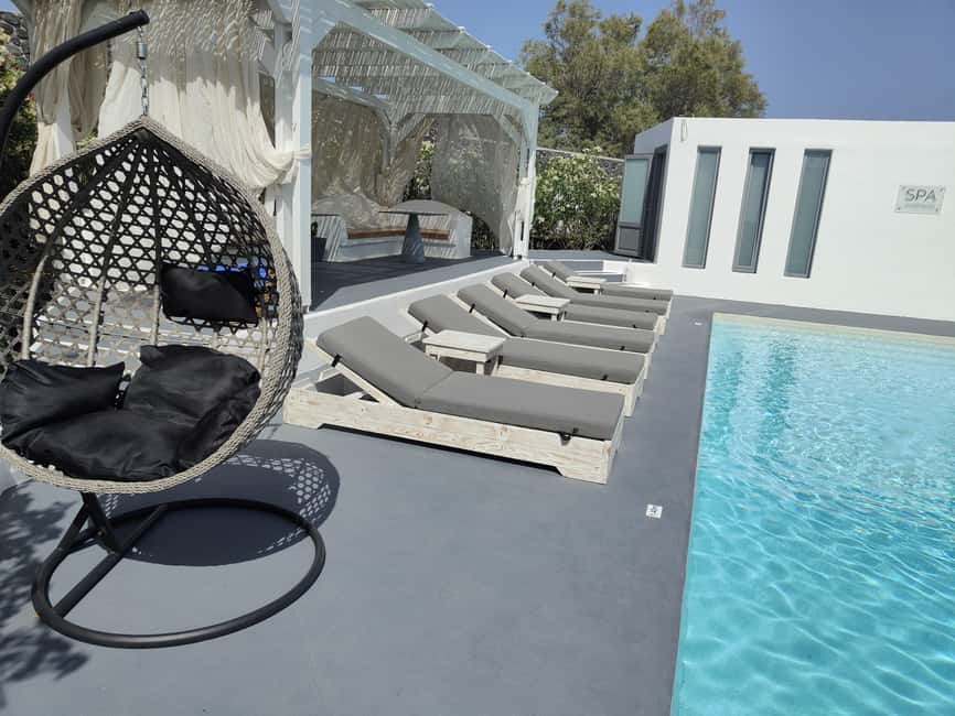 Akrotiri:Departure Day Spa Experience Couples Massage & Pool - Key points to know before booking