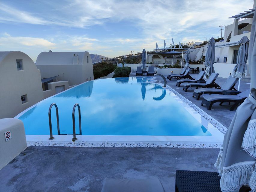 Akrotiri:Departure Day Spa Experience Couples Massage & Pool - The 60 or 90-minute couples massage