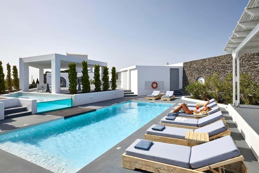 Akrotiri:Departure Day Spa Experience Couples Massage & Pool - What the price means for two people