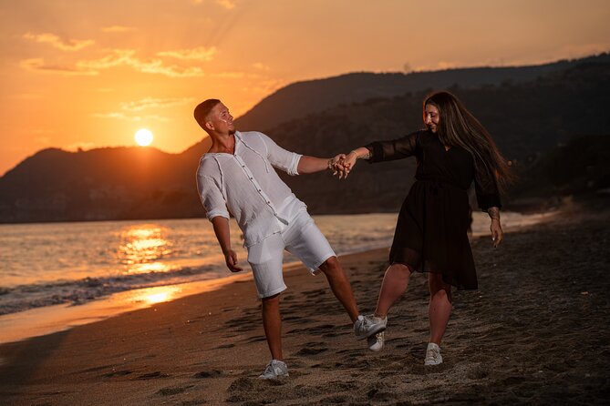 Alanya Holiday Photo Shoot – Families, Couples & Solo Travelers - Transfers, meeting point, and group size