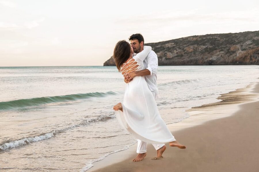 Algarve: 1 hour Couple & Family Photoshoot - What happens during the one-hour session