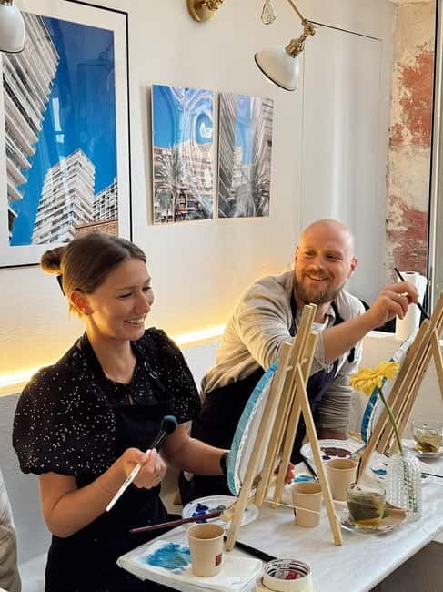 Alicante: Private Art Experience for Couples – Paint & Sip - Key points at a glance