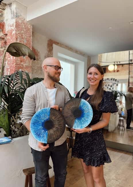 Alicante: Private Art Experience for Couples – Paint & Sip - Timing, access, and planning advice