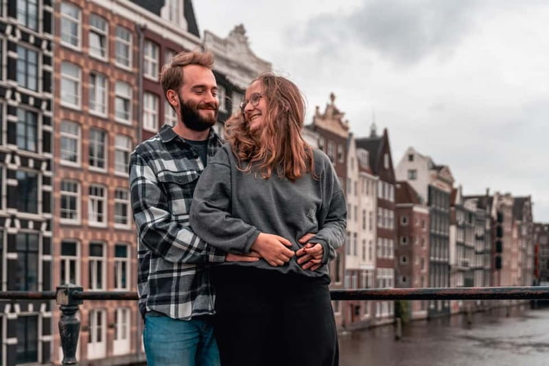 Amsterdam Canals Photoshoot: Private Solo, Family or Couples - Solo portraits, friends, and family pictures