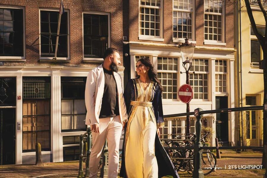 Amsterdam: Private Photoshoot for Couple, Family, or Solo - What the photographers do well