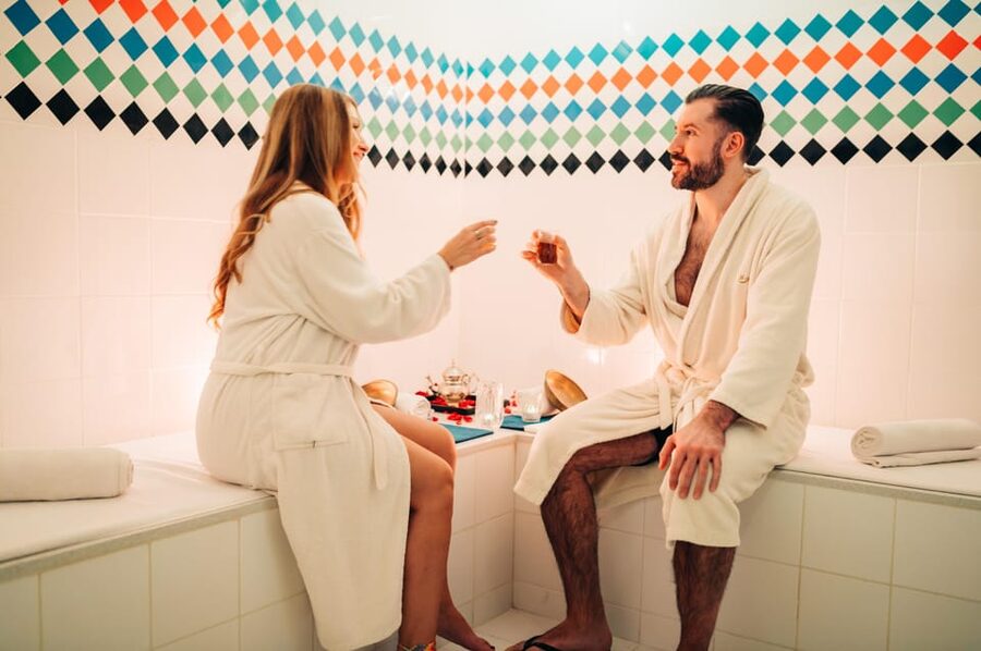 Budapest: Couple Holistic Swedish Massage with Jacuzzi Time - Four pools, one large jacuzzi, sauna, and steam room