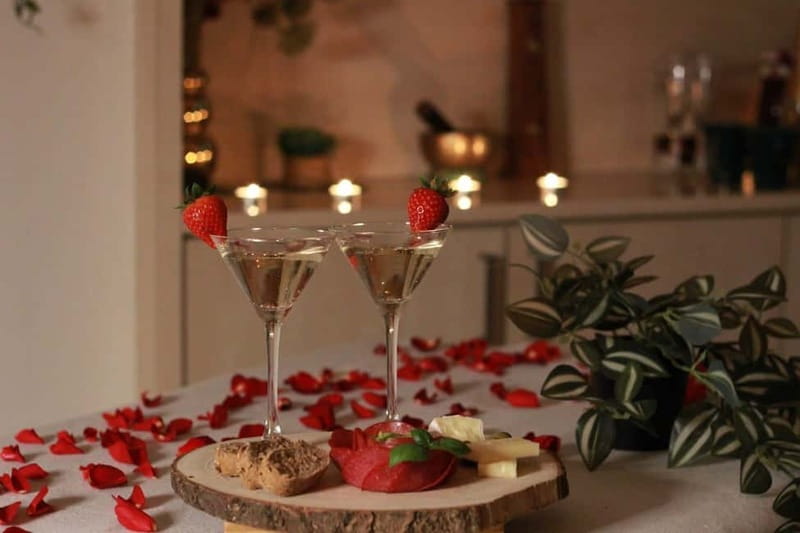 BUDAPEST, Day Spa : Couples Massage with Roses Bubble Bath - Key points to know before booking