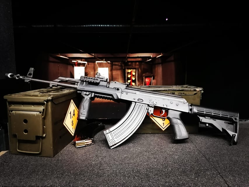 Budapest: Shooting Experience for Couples, The Perfect Date - Who should book this date