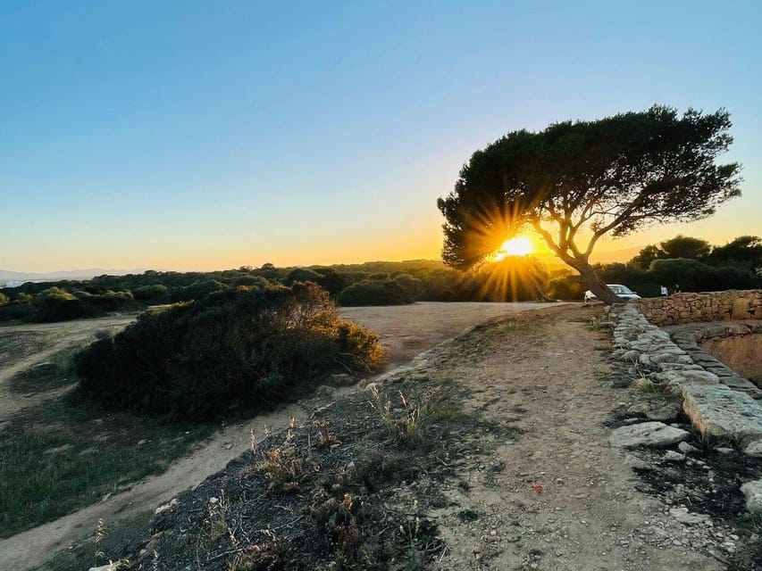 Cala Millor: AdventureDate, fun game, city walk for couples - Language, app, and route issues to consider