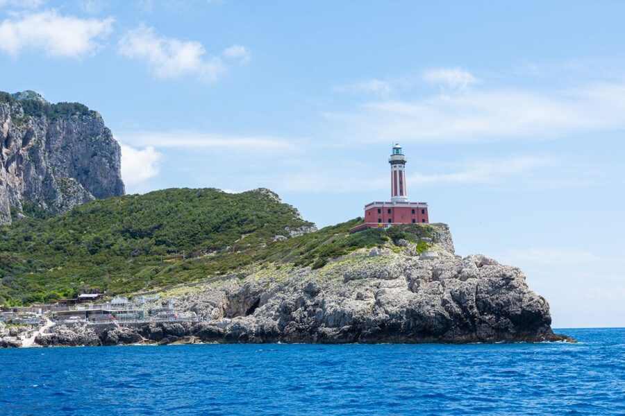 Capri: Private Island Boat Tour for Couples - What the captain adds to the experience