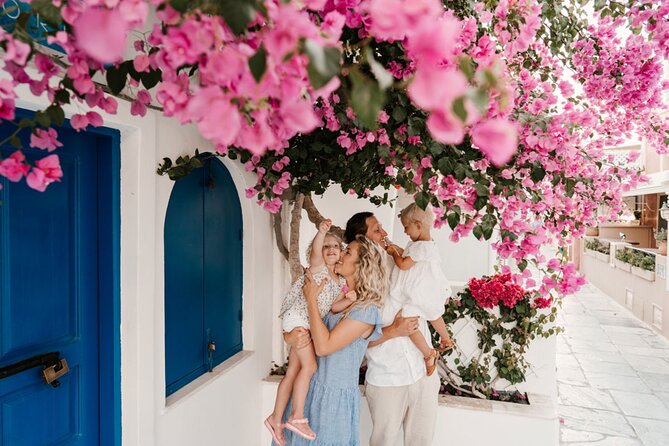 Couple and Family Photoshoot Experiece in Santorini - Stop two: blue domes and the sea