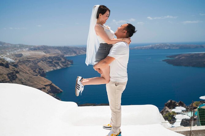 Couple and Family Photoshoot Experiece in Santorini - Is $60.13 per person good value?