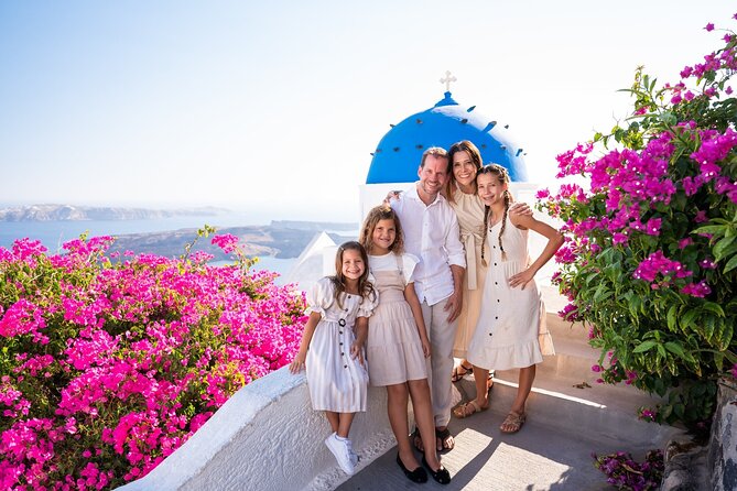 Couple and Family Photoshoot Experiece in Santorini - Who should book this private session?