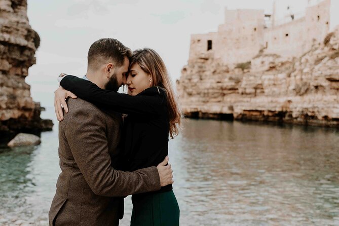 Couple or family photo shoot Polignano a Mare - Paola’s style: relaxed people, polished results