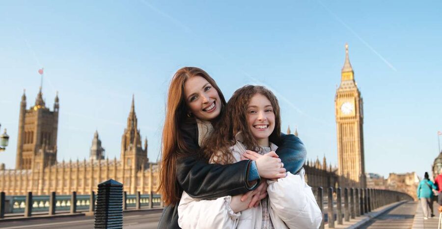 Couple’s photo: Romantic photoshoot in London - Big Ben as your London backdrop