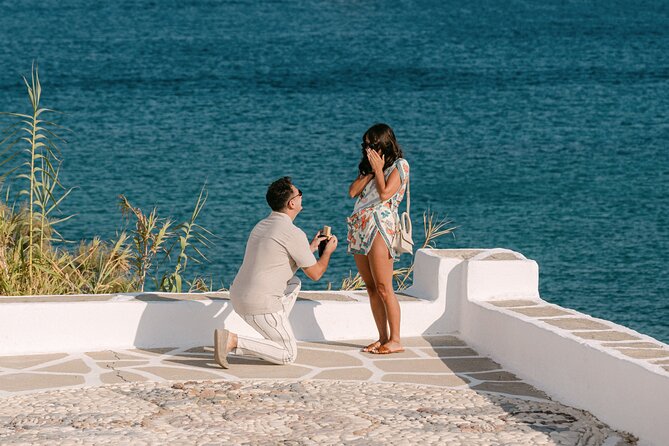 Couples or Family Private Photoshoot Sessions on Paros - Evening light and the weather tradeoff