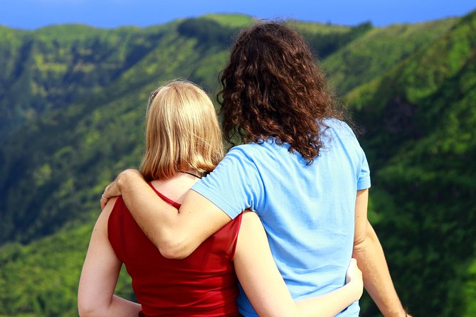 Couples PRIVATE Hybrid 4X4 Tour - Furnas (Inc Hot Springs and 3 Course Lunch) - Watching lunch cook in volcanic steam