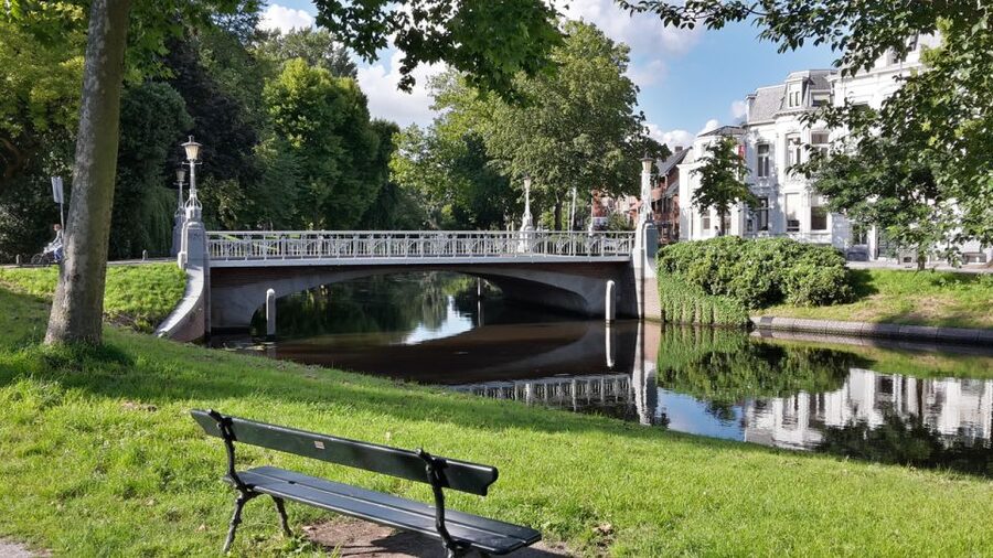 Explore Gems of Utrecht Walking Tour for Couples - Key points at a glance