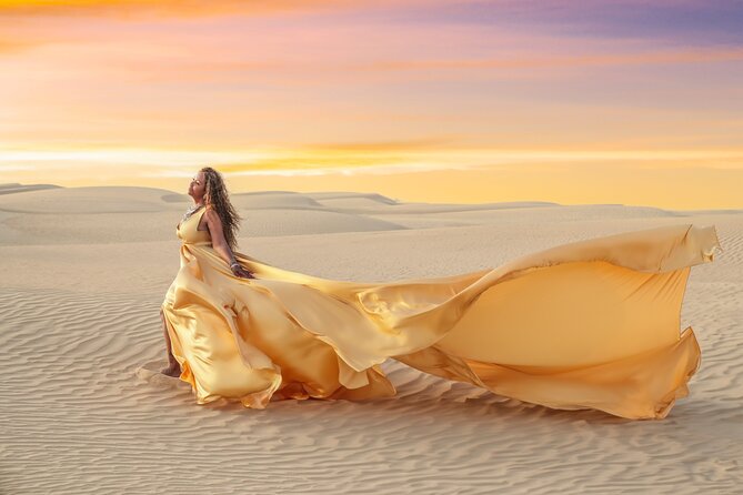 Flying dress photoshoot Dubai Solo, Couple and Group Session - Why the Dubai desert works so well for flying-dress photos