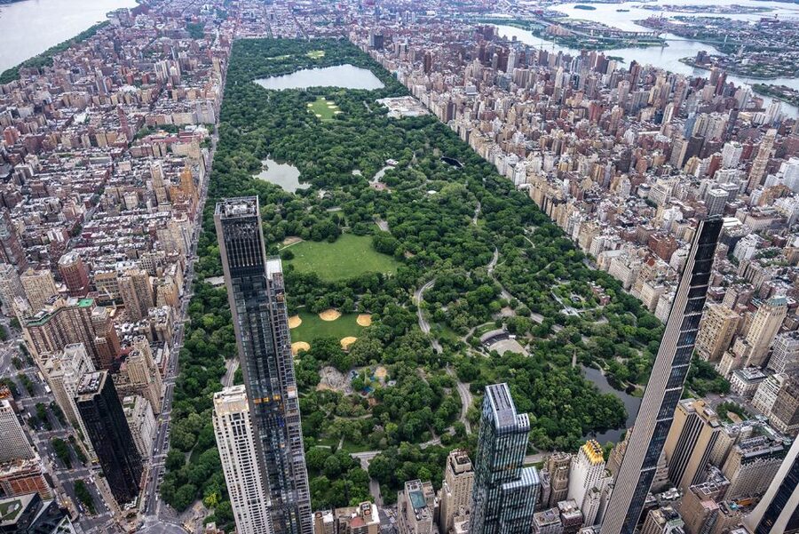 From Westchester: NYC Private Helicopter Tour for Couples - Why a private helicopter is a different view of New York