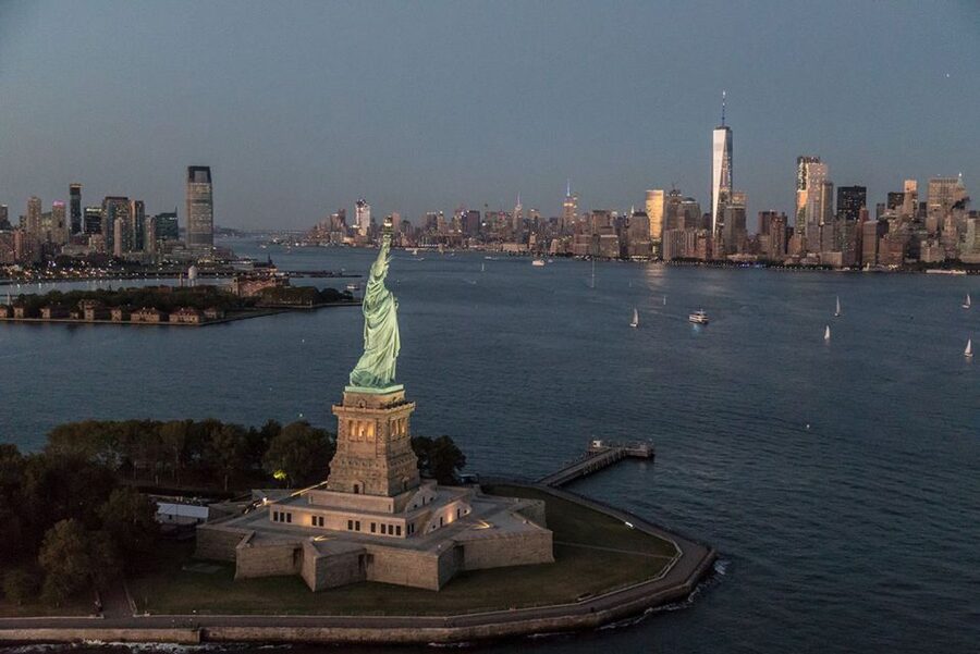 From Westchester: NYC Private Helicopter Tour for Couples - What you see on the 30-minute route