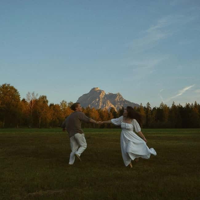 Füssen & Schwangau: Private Photoshoot Couples, Solo & Group - Why the cinematic style matters
