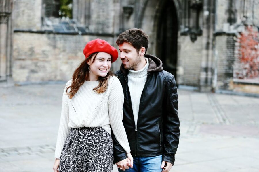 Hamburg: Private Couples' Photoshoot and Walking Tour - Rathaus: Hamburg’s grand city backdrop