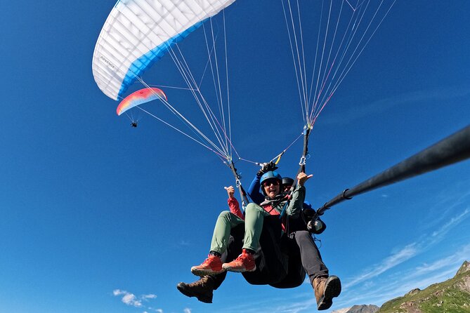 KLOSTERS: Paragliding For 2 - Couples (Video &Photos Incl.) - Two pilots, two gliders, one shared flight