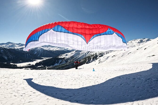 KLOSTERS: Paragliding For 2 - Couples (Video &Photos Incl.) - The view over Davos and the Prättigau