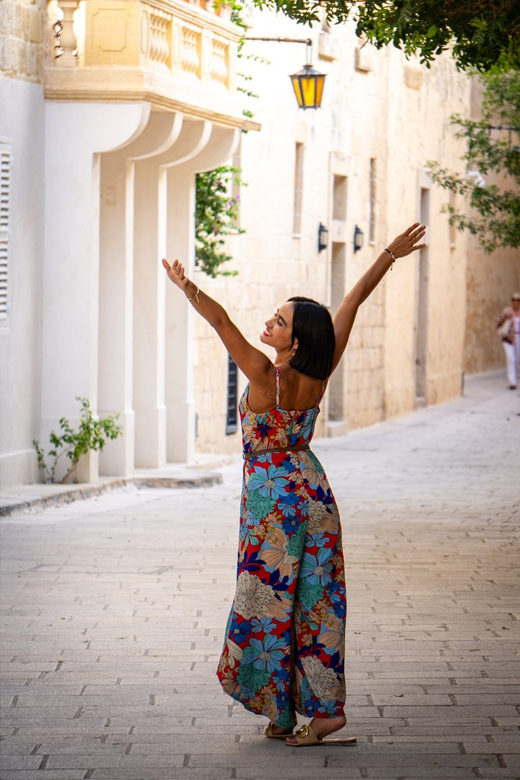 Malta: Romantic Couples Photoshoot - Natural photographs for couples who dislike posing