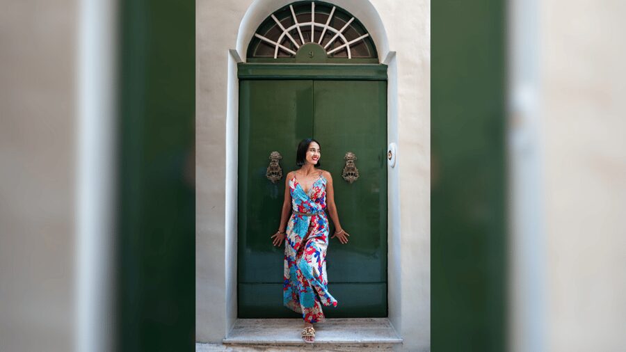 Malta: Romantic Couples Photoshoot - The role of the photographer and guide