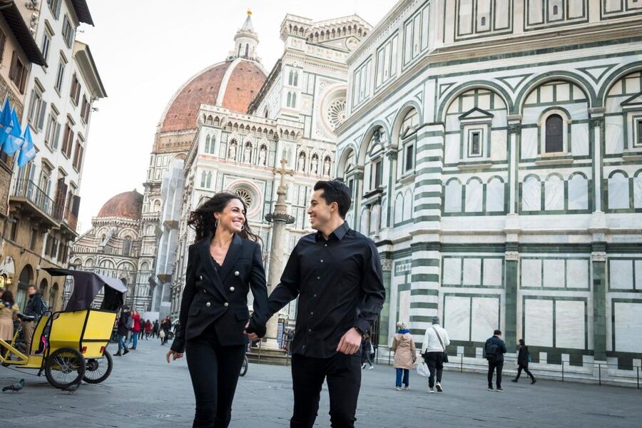 Montalcino personal photo service for couples and families - Optional hair and makeup help