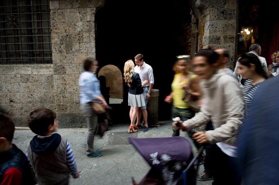 Montalcino personal photo service for couples and families - The full gallery after 10 working days
