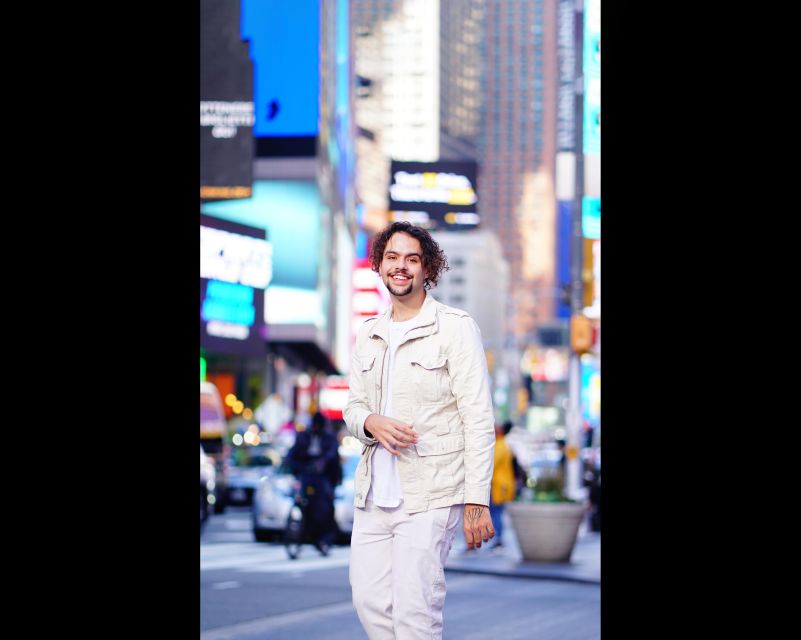 New York City: Solo or Couples Photoshoot in Times Square! - What you receive after the camera stops