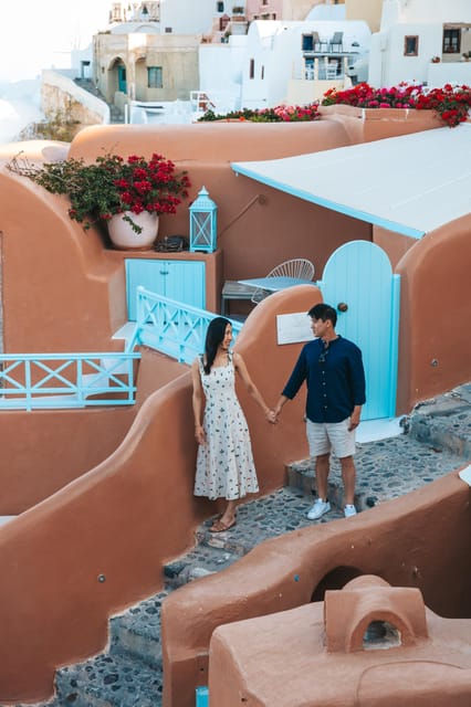 Oia: Couple photoshoot with 30 edited Photos - Who Will Enjoy This Most?