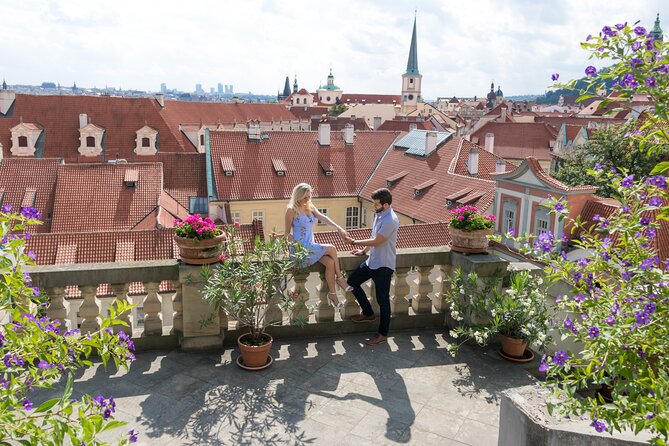Photo Shoot for couple in Prague - A private photo walk for two in central Prague
