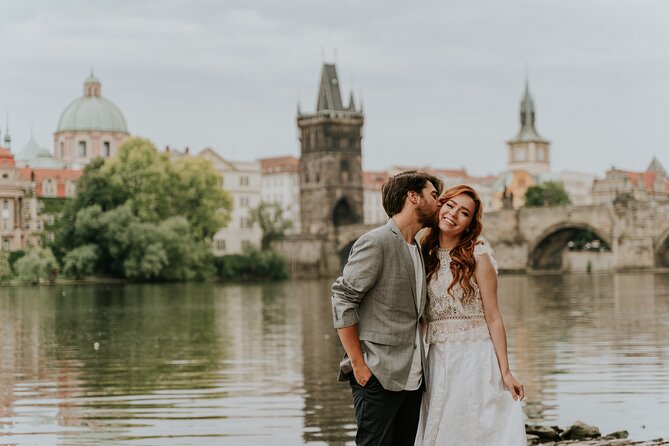 Photographer in Prague - Couple, engagement & portrait photoshoot - Weather, cancellation, and small planning details