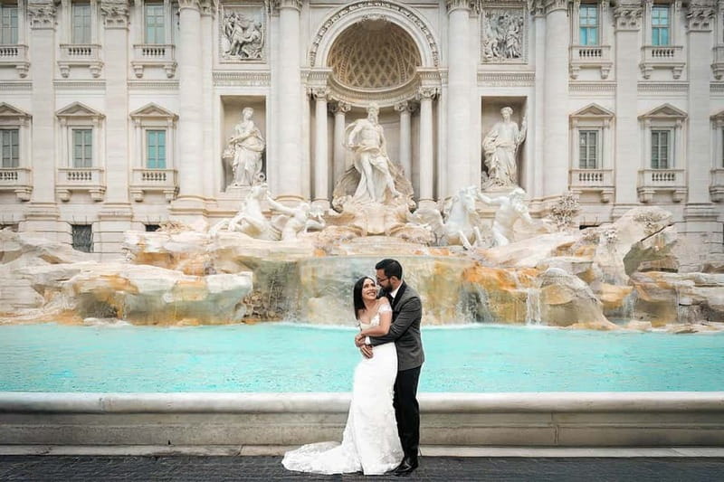 Photoshoot in Rome for couples - The Roman Trio: Trevi Fountain, Spanish Steps, and Colosseum