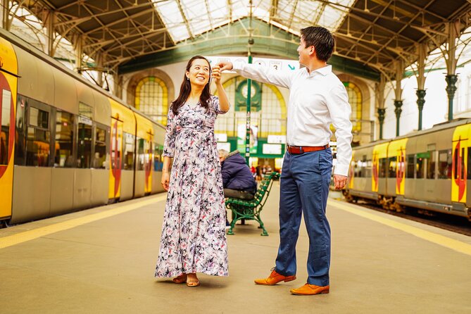 Photoshoot Unforgettable in Porto - Couple or Single - Passing Porto Cathedral and the Sé district