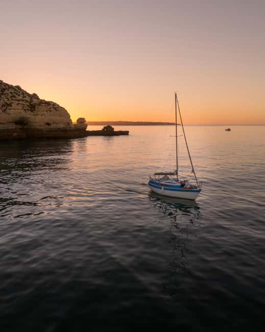 Portimão: Sunset Private Sailing Tour for Couples - Key details at a glance