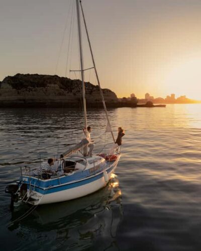 Portimão: Sunset Private Sailing Tour for Couples