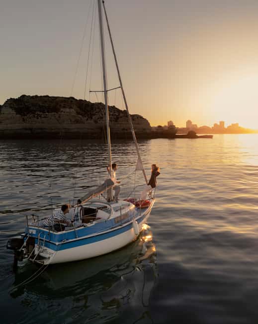 Portimão: Sunset Private Sailing Tour for Couples - Starting in Ferragudo and crossing by taxi ferry