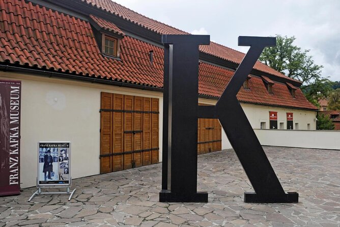 Prague Photo Walk Tour (Family, Couple, Solo) - Key points about this Prague photo walk