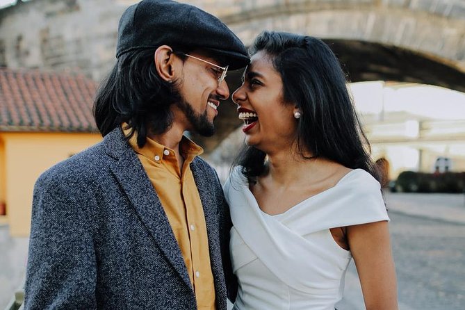 Prague Photo Walk Tour (Family, Couple, Solo) - What 25-plus photos per person really means