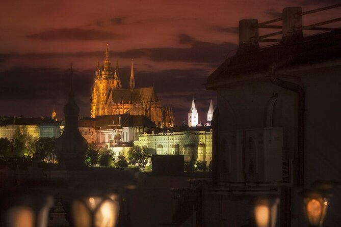 Prague Photoshoot for Couples, Betrothed, Family & Friends - What this Prague photoshoot is really offering