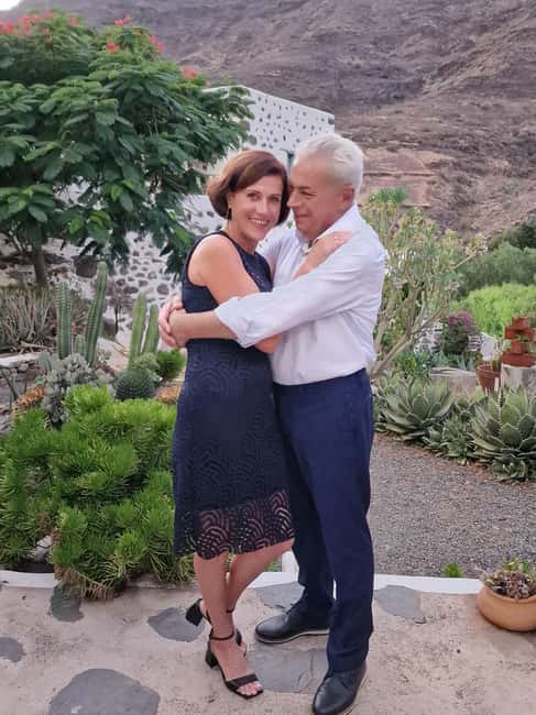 Premium romantic experience for couple in Mogan Gran Canaria - A 30-minute walk through the Cactus Garden